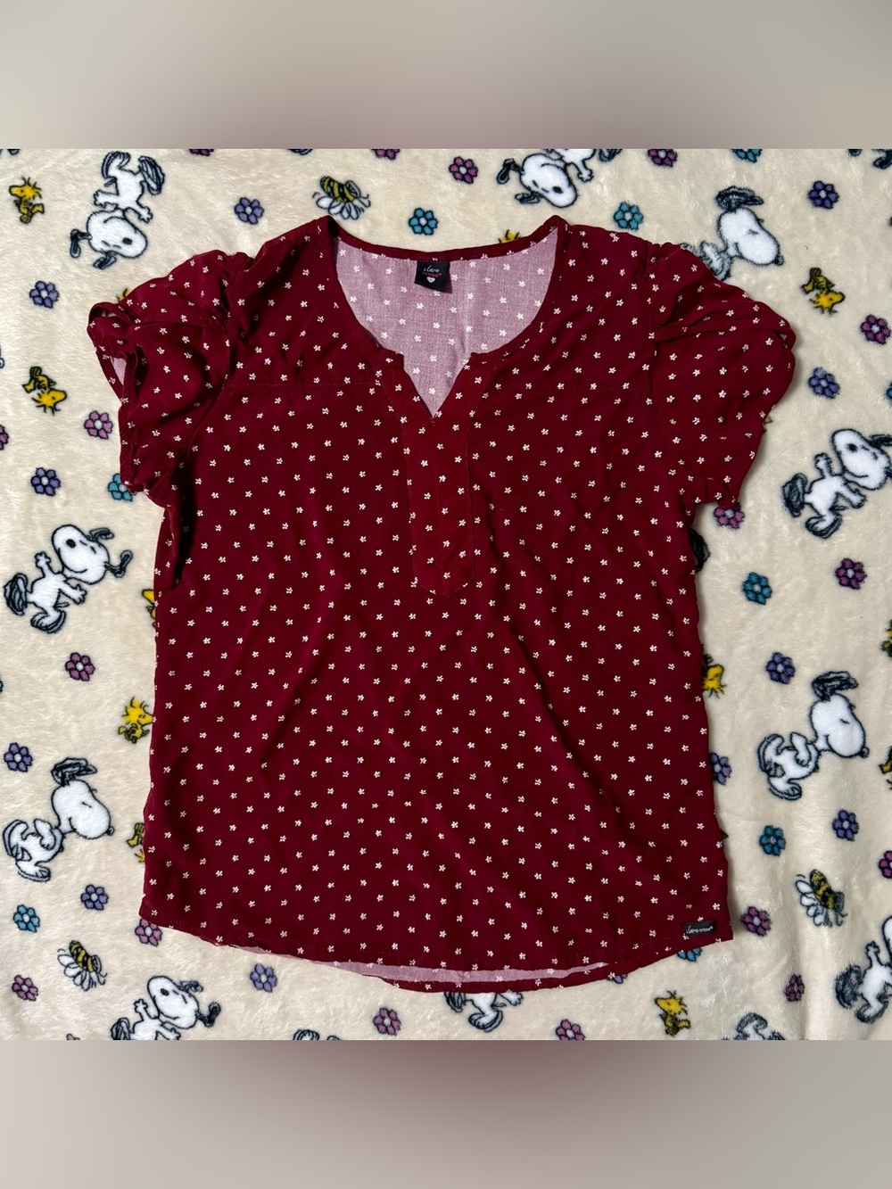 NWOT Crissa Floral-Print Burgundy Notch Neck Top L